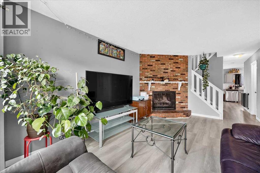 672 Whiteridge Way NE, Calgary, Alberta  T1Y 4S9 - Photo 6 - A2336719