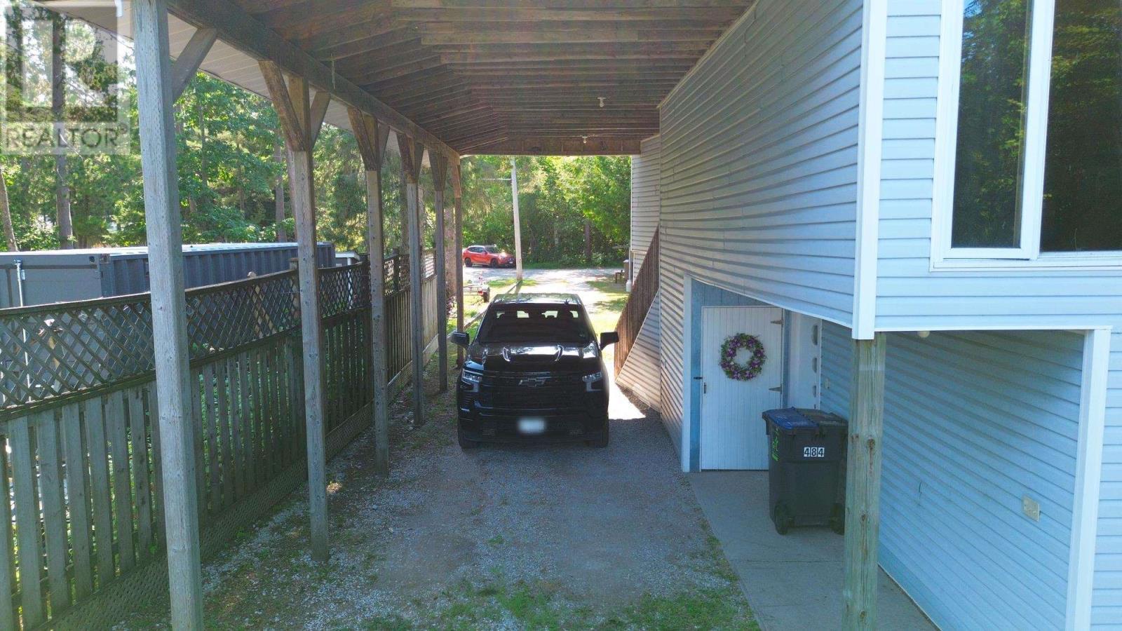 484 Red Pine Dr, Sault Ste. Marie, Ontario  P6A 5K6 - Photo 10 - SM262169