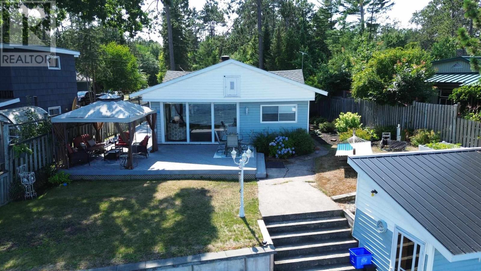 484 Red Pine Dr, Sault Ste. Marie, Ontario  P6A 5K6 - Photo 6 - SM262169