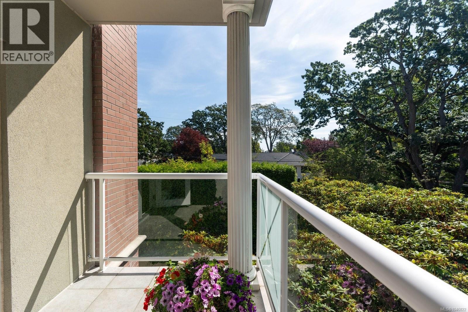 203 2277 Oak Bay Ave, Oak Bay, British Columbia  V8R 1G6 - Photo 30 - 1046822