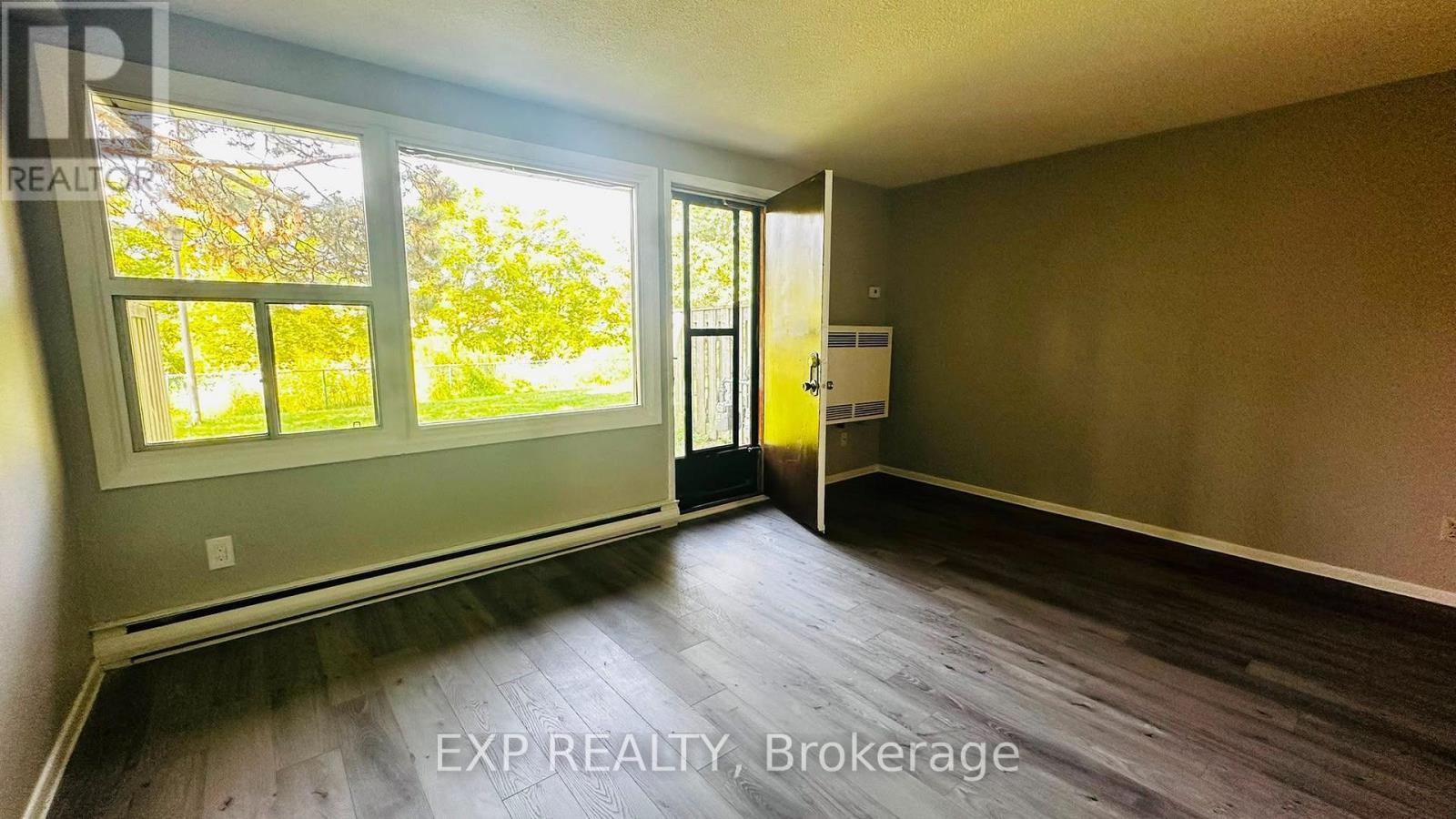 9 - 1200 Courtland Avenue E, Kitchener, Ontario  N2C 1K7 - Photo 6 - X13659894
