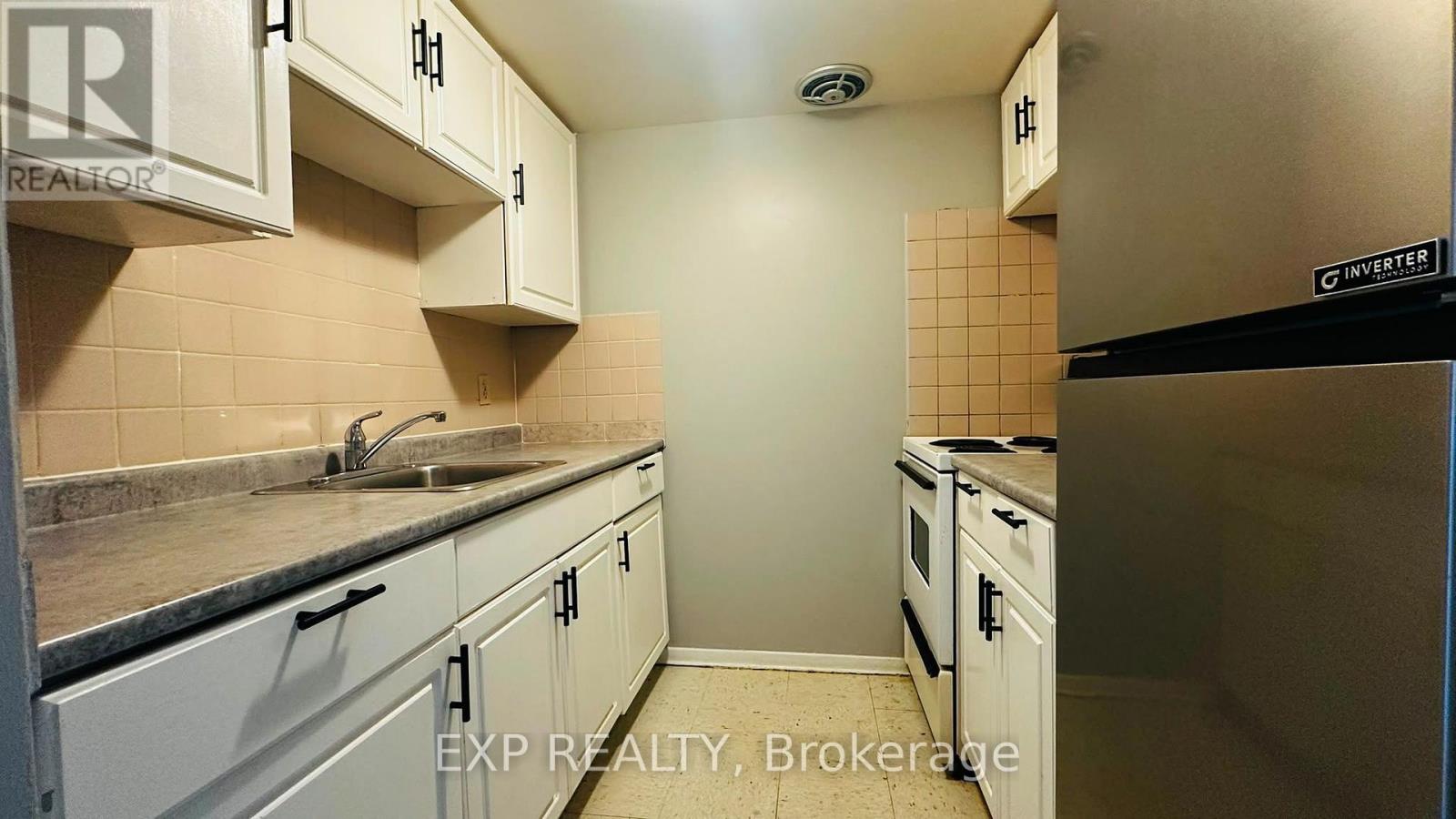 9 - 1200 Courtland Avenue E, Kitchener, Ontario  N2C 1K7 - Photo 7 - X13659894
