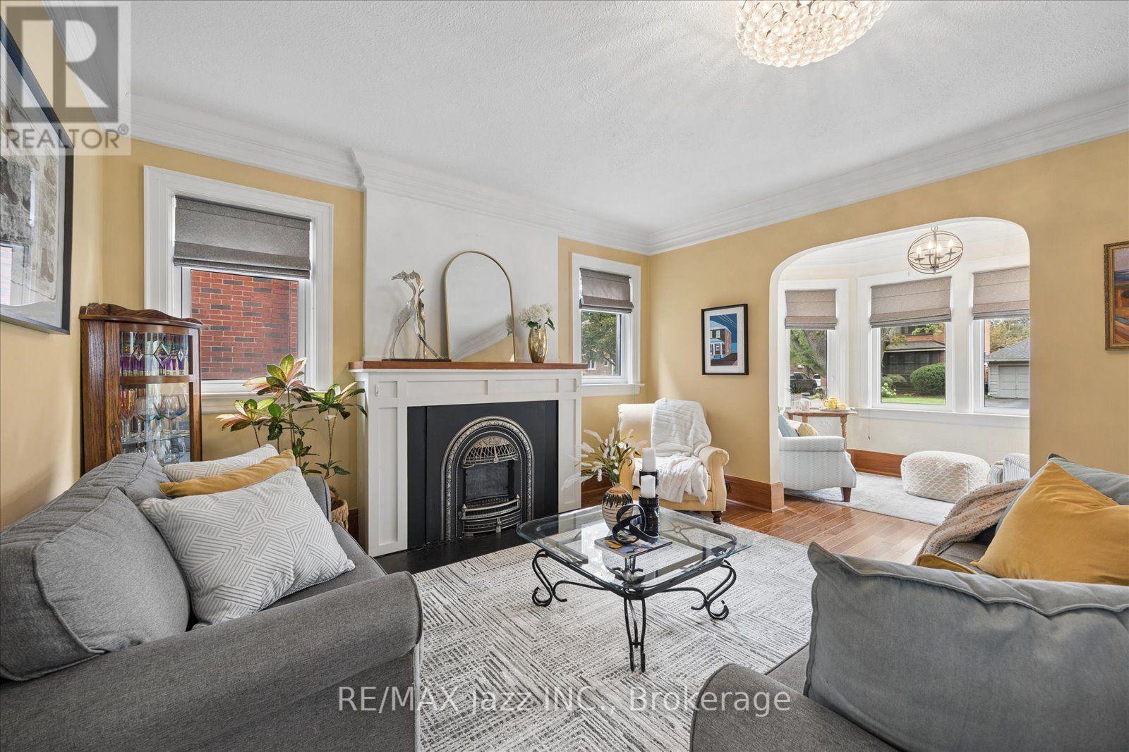 425 Masson Street, Oshawa, Ontario  L1G 4Z7 - Photo 10 - E13672656