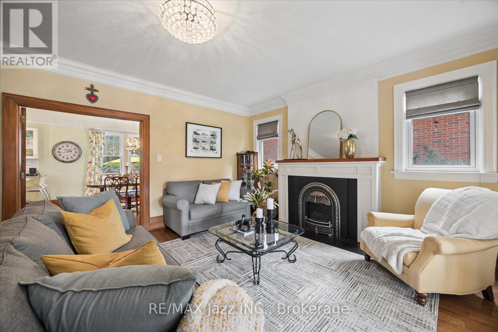 425 Masson Street, Oshawa, Ontario  L1G 4Z7 - Photo 11 - E13672656