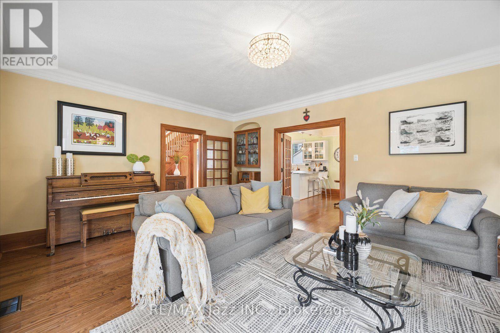 425 Masson Street, Oshawa, Ontario  L1G 4Z7 - Photo 12 - E13672656