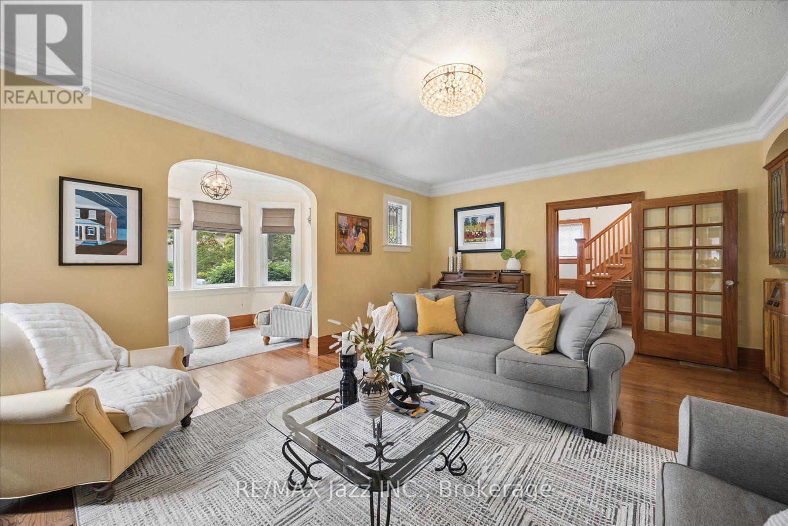 425 Masson Street, Oshawa, Ontario  L1G 4Z7 - Photo 13 - E13672656