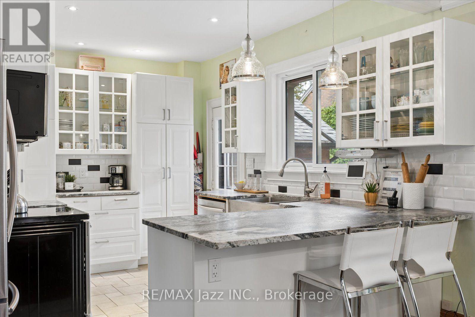 425 Masson Street, Oshawa, Ontario  L1G 4Z7 - Photo 17 - E13672656