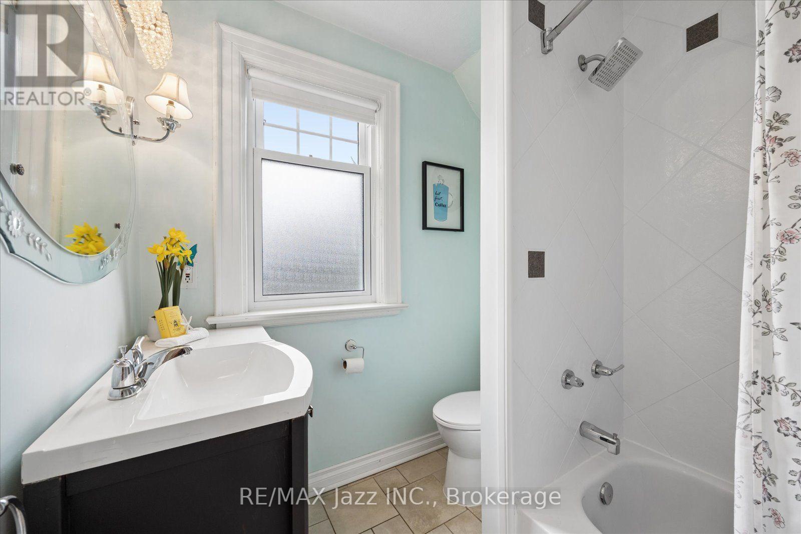 425 Masson Street, Oshawa, Ontario  L1G 4Z7 - Photo 34 - E13672656