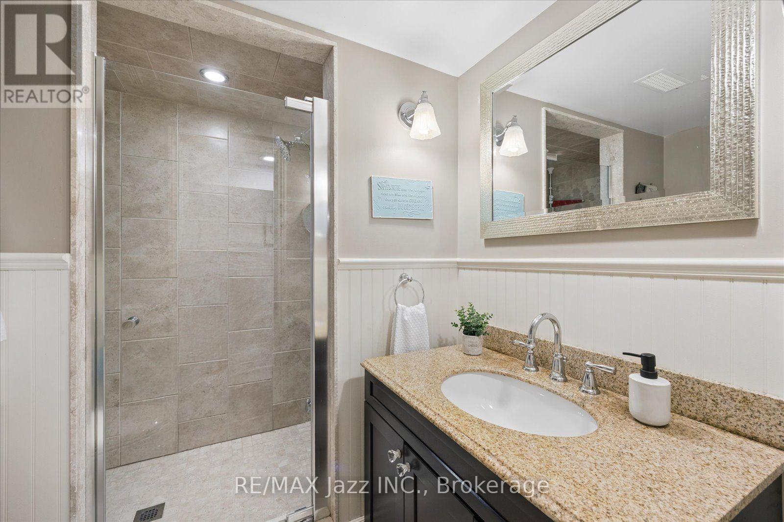 425 Masson Street, Oshawa, Ontario  L1G 4Z7 - Photo 39 - E13672656