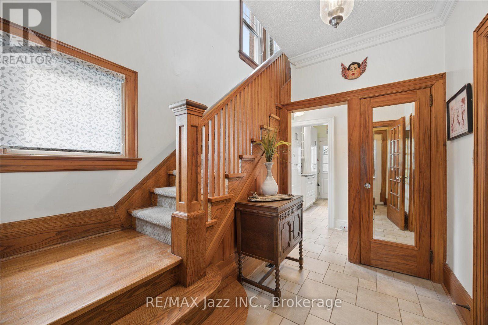425 Masson Street, Oshawa, Ontario  L1G 4Z7 - Photo 7 - E13672656