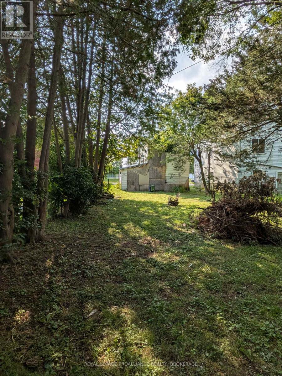 43 Portsmouth Avenue, Kingston, Ontario  K7M 1V3 - Photo 5 - X13672680