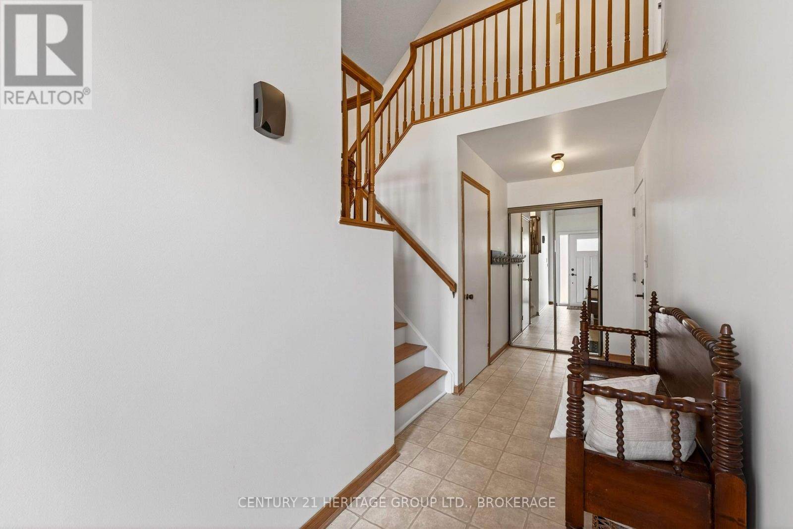 23 Old Oak Road, Kingston, Ontario K7M 7C3 - Photo 4 - X13672750