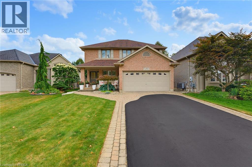 10 LISMER'S Place, Brantford, Ontario