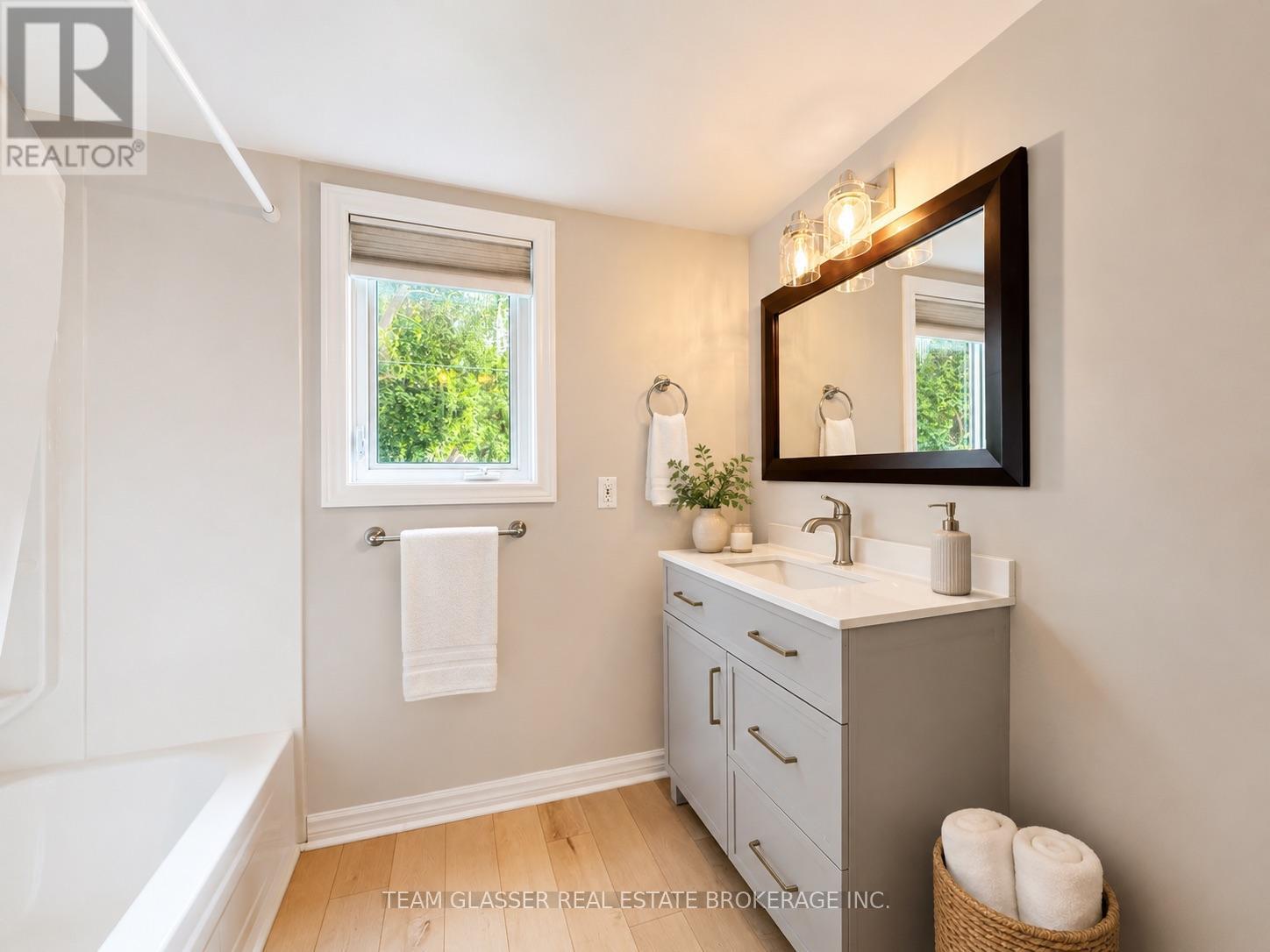 63 Elliott Street, London East, Ontario  N5Y 2E6 - Photo 17 - X13672864
