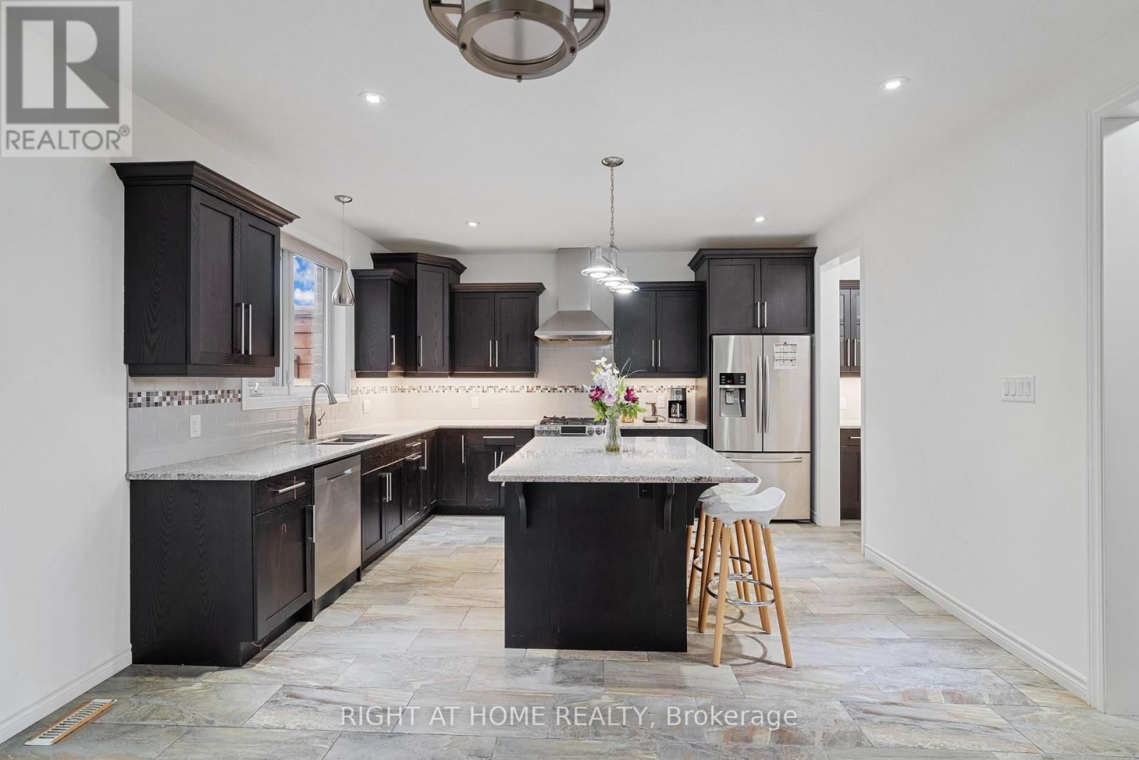 624 Superior Drive, London North, Ontario  N5X 0M2 - Photo 9 - X13672870
