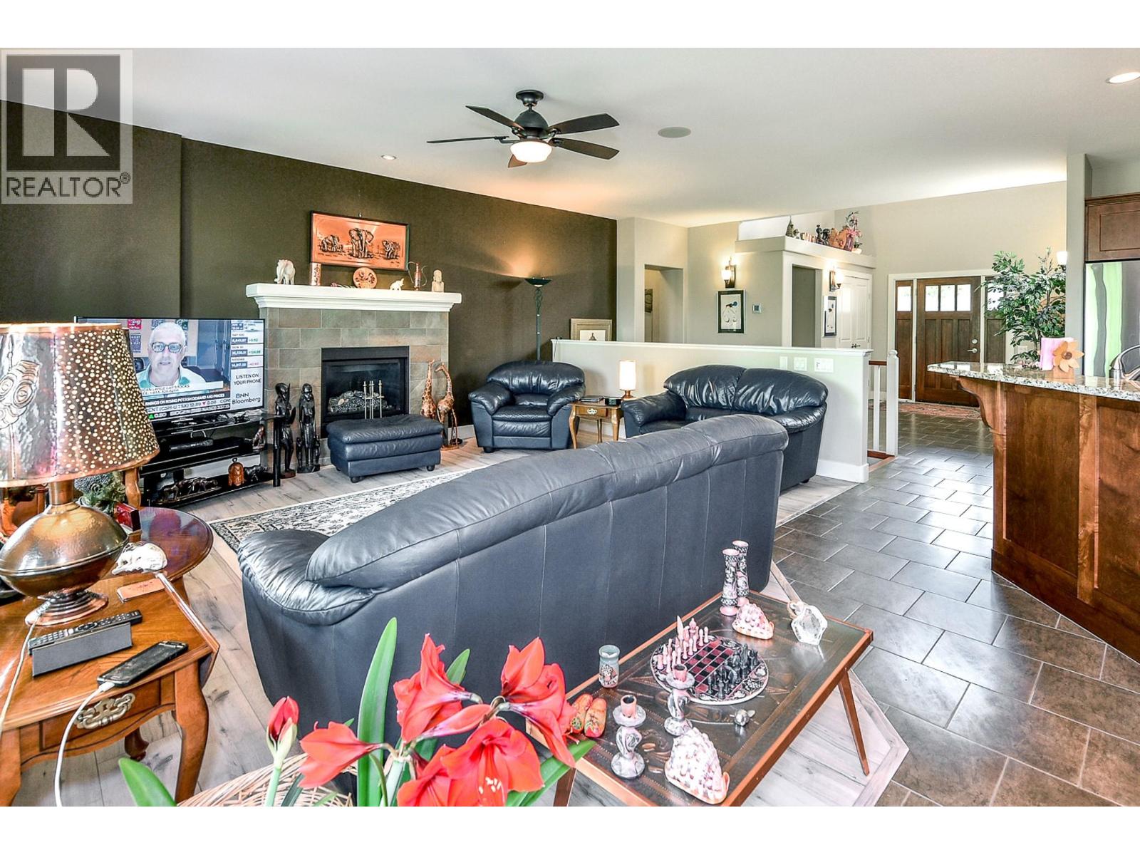 2450 Selkirk Drive Unit# 8, Kelowna, British Columbia  V1V 2Z5 - Photo 11 - 10384883