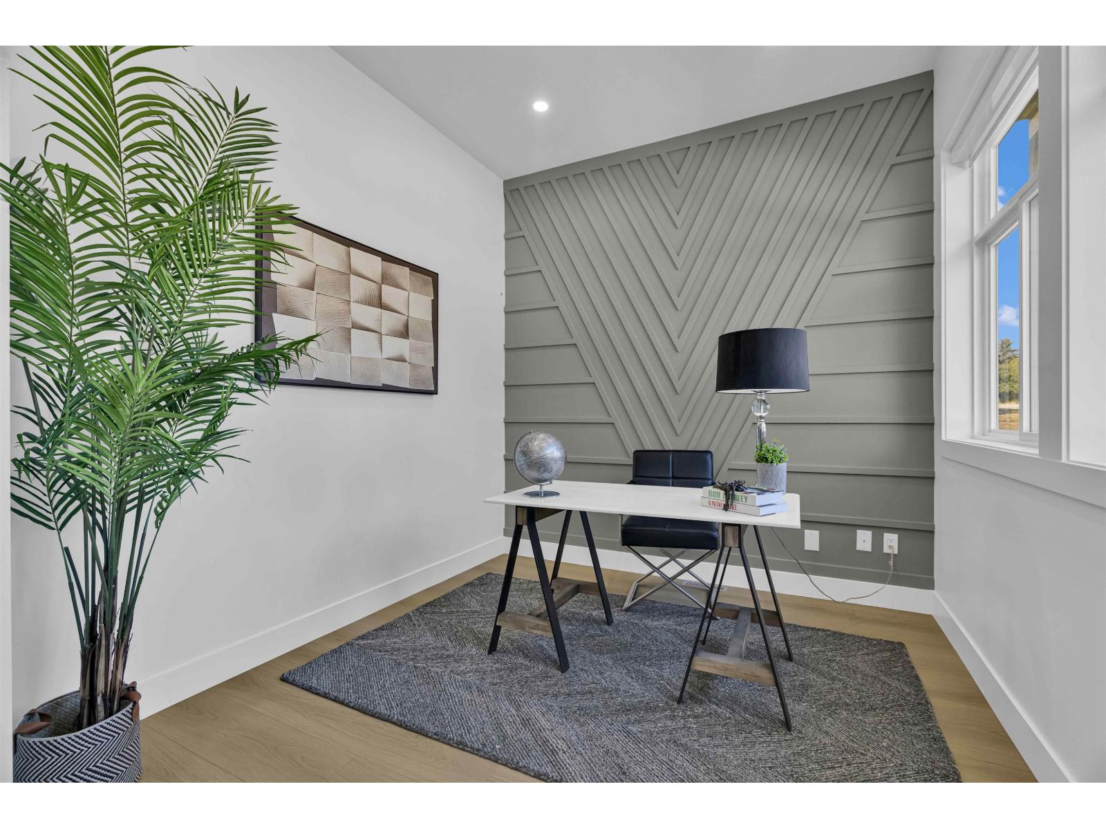 2045 168 Street, Surrey, British Columbia  V3Z 1H1 - Photo 4 - R3154873