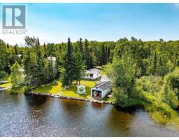 22 Warnica RD W, Jacques, Ontario