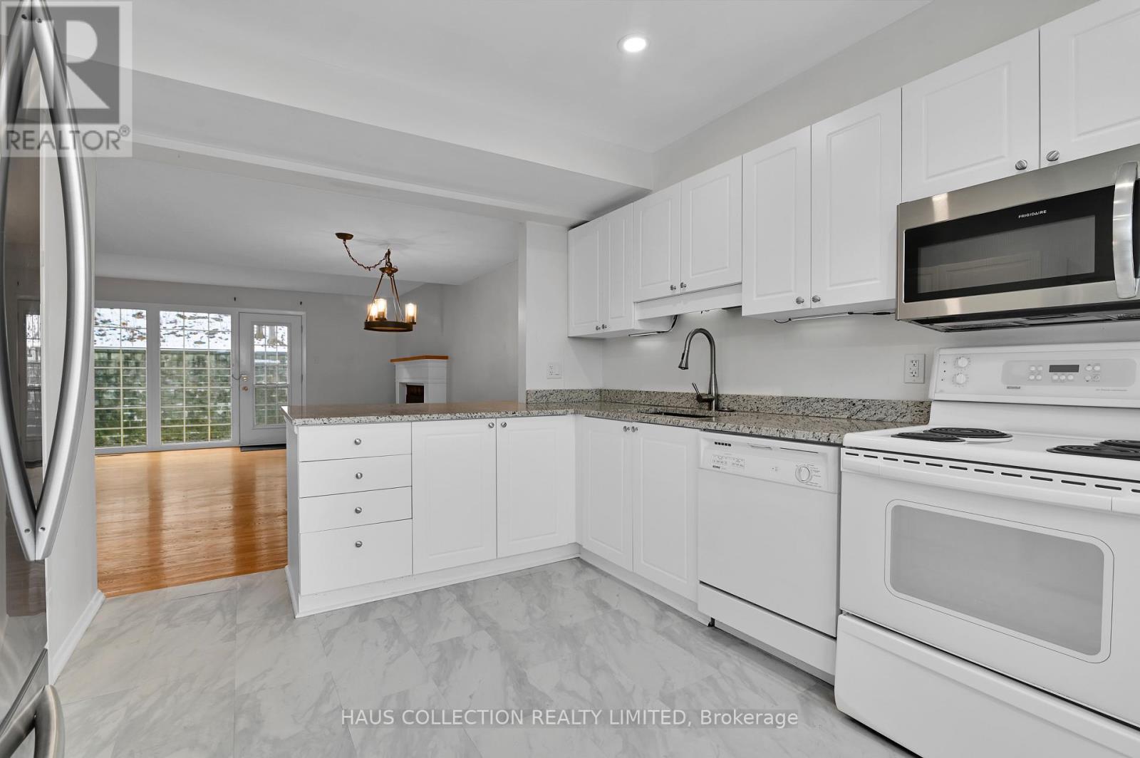 884 Walkley Road, Ottawa, Ontario  K1V 6R5 - Photo 13 - X13672658