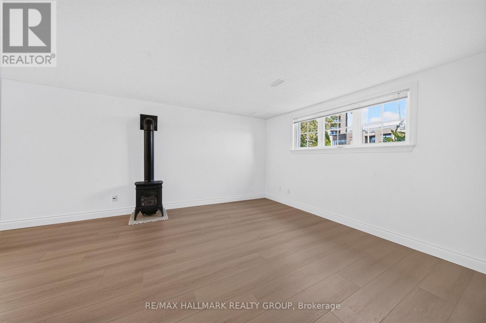 44 Centrepointe Drive, Ottawa, Ontario  K2G 6J5 - Photo 9 - X13672874