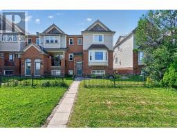 44 CENTREPOINTE DRIVE, Ottawa, Ontario