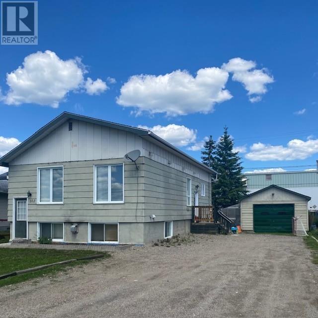 102 Nishnabe Miikena RD, Longlac, Ontario