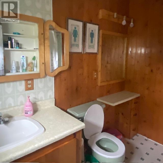 102 Nishnabe Miikena Rd, Longlac, Ontario  P0T 2A0 - Photo 6 - TB2602357