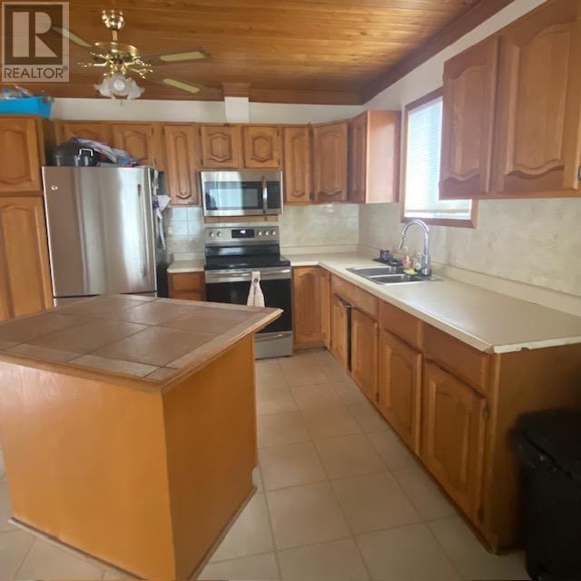 102 Nishnabe Miikena Rd, Longlac, Ontario  P0T 2A0 - Photo 7 - TB2602357