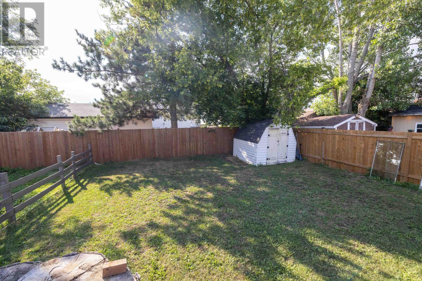 637 Redwood Ave W, Thunder Bay, Ontario  P7C 5G2 - Photo 22 - TB2602358
