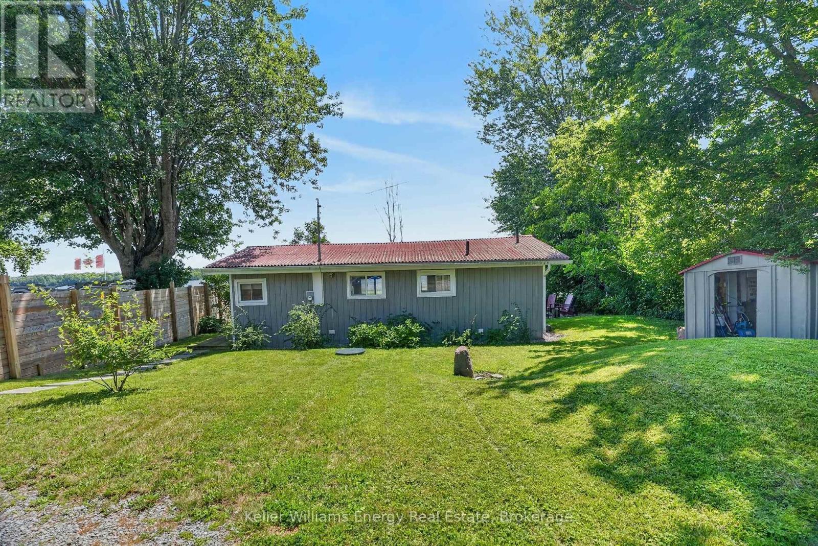 1071c Lakeside Drive, Prince Edward County, Ontario  K0K 1T0 - Photo 8 - X12956334