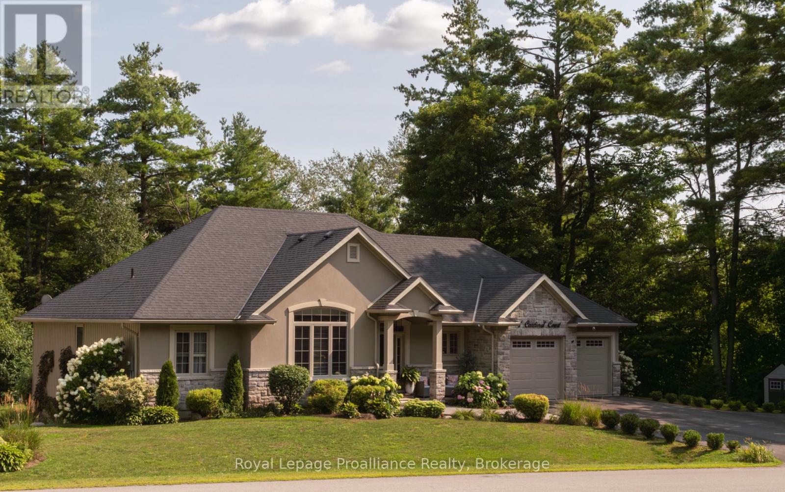 1 CARDINAL COURT, Quinte West, Ontario