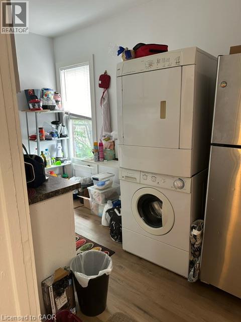 11b Wentworth Street N, Hamilton, Ontario  L8L 5T8 - Photo 4 - 40853486