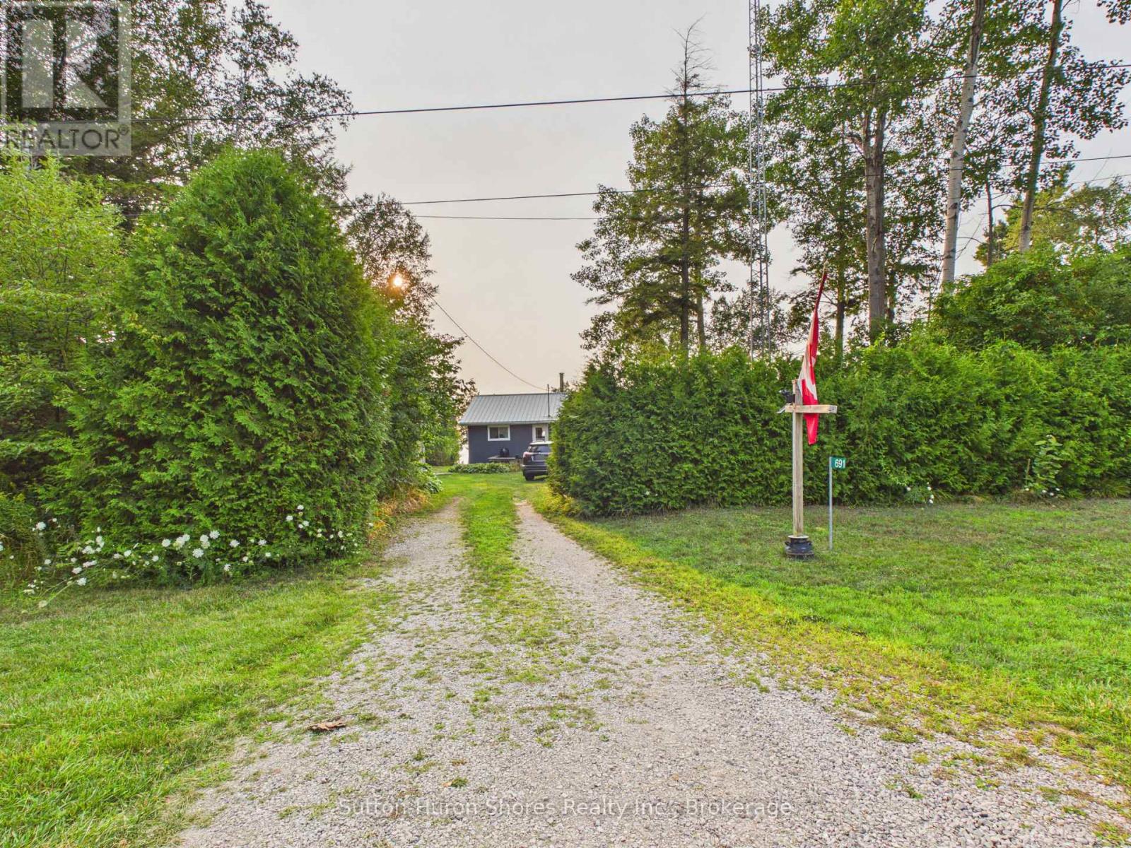 691 Bruce Road 13 Road, Native Leased Lands, Ontario N0H 2L0 - Photo 12 - X13672734