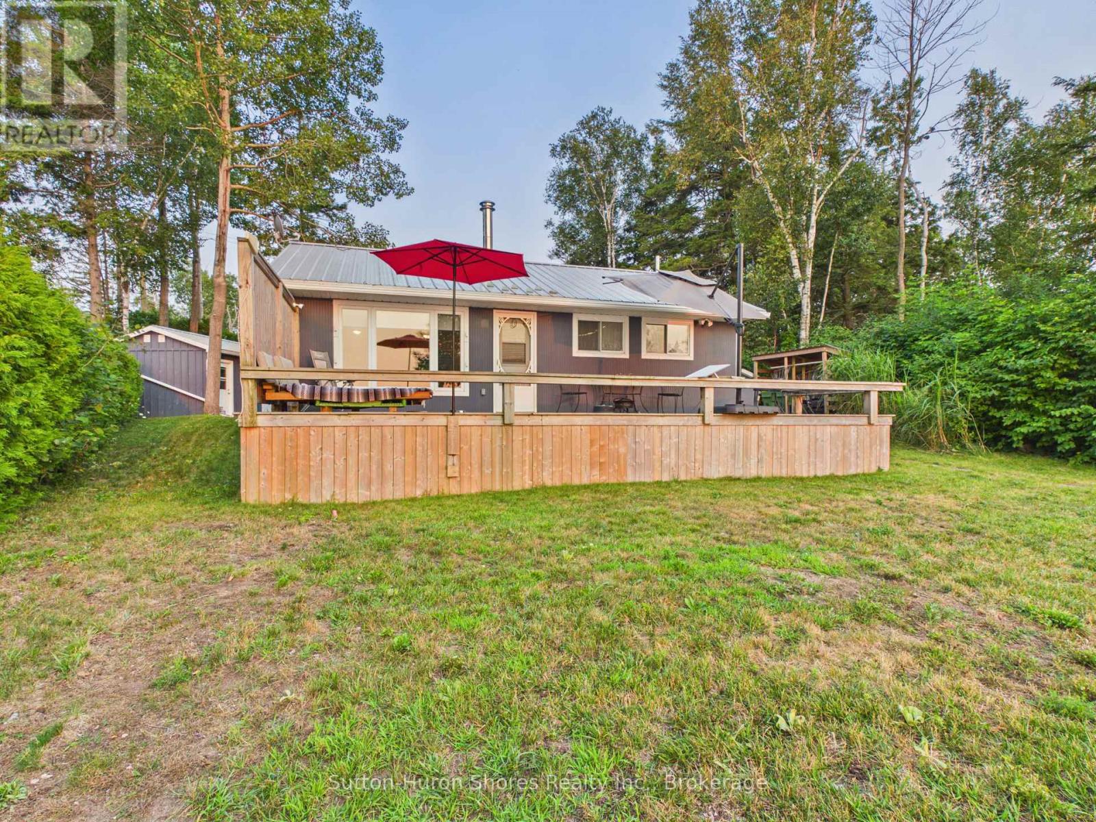 691 Bruce Road 13 Road, Native Leased Lands, Ontario N0H 2L0 - Photo 36 - X13672734