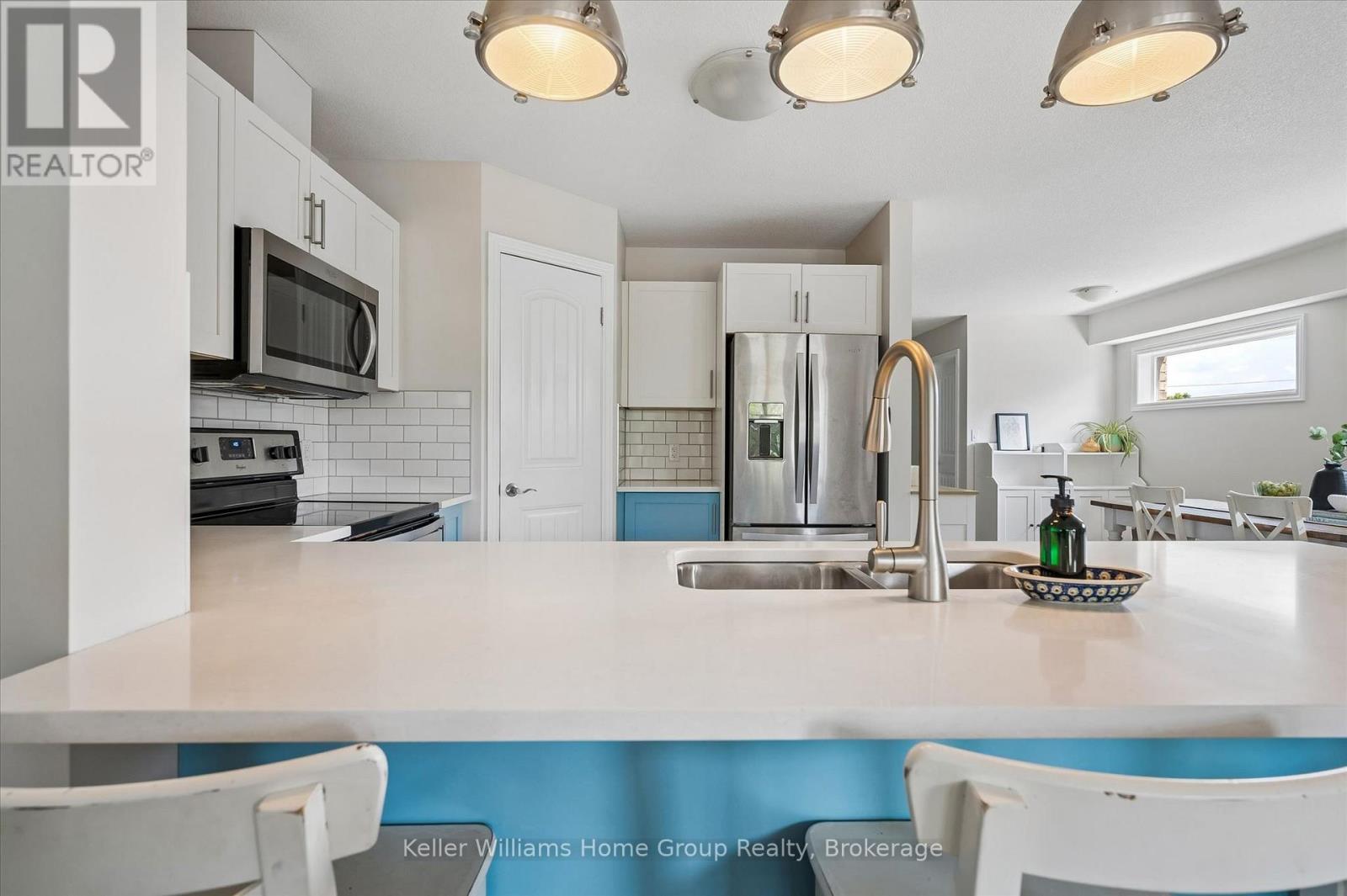 898a Gzowski Street, Centre Wellington, Ontario  N1M 3L4 - Photo 12 - X13672812