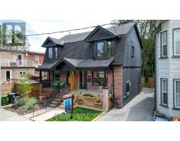 1 1/2 DELANEY CRESCENT, Toronto, Ontario