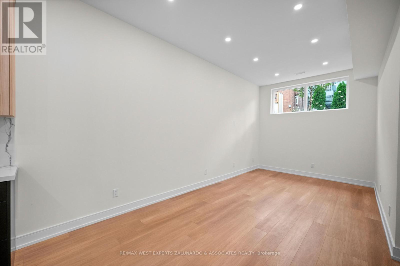 Garden Suite - 412 Glenholme Avenue, Toronto, Ontario  M6E 3E7 - Photo 11 - C13672858