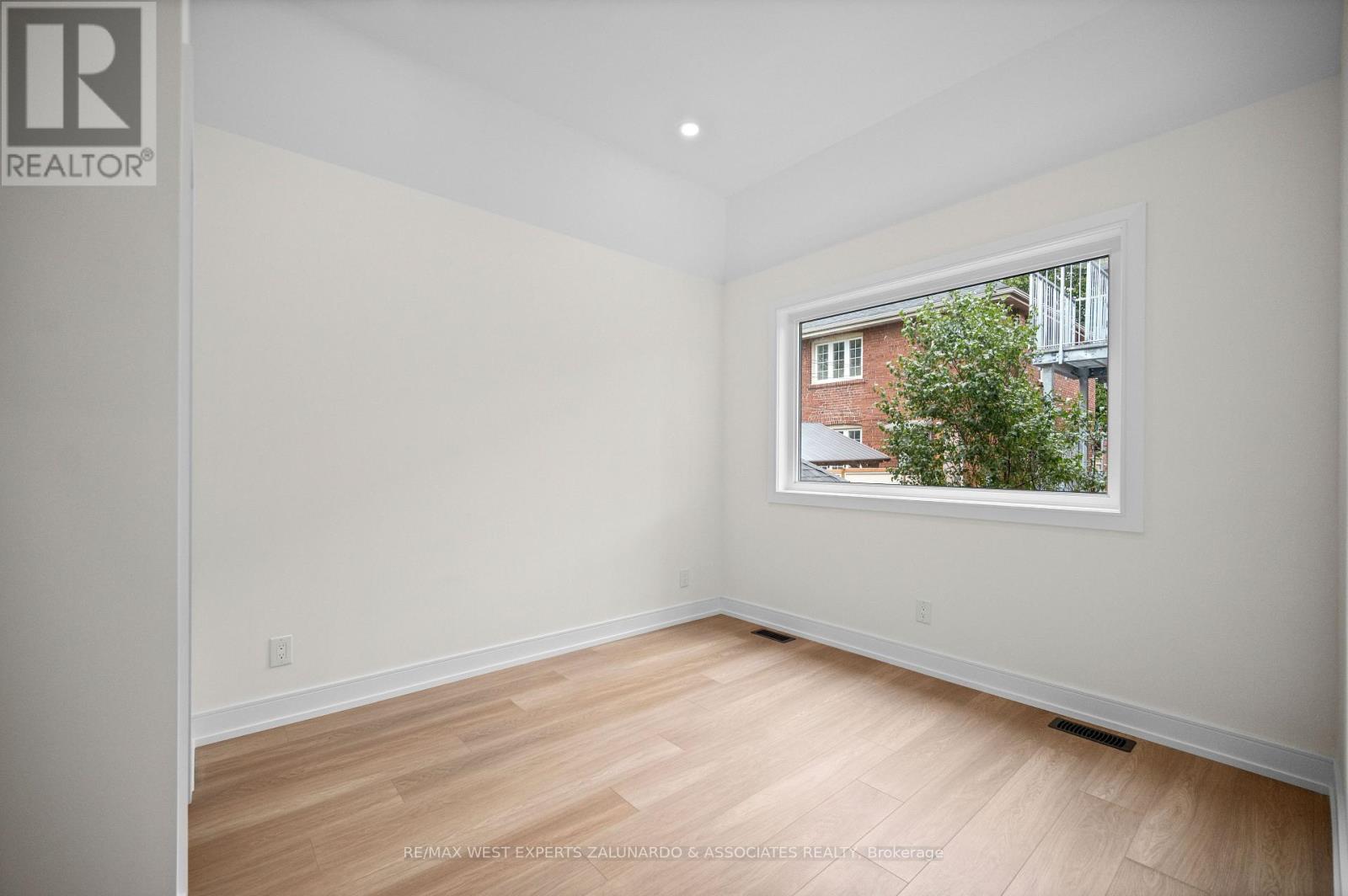 Garden Suite - 412 Glenholme Avenue, Toronto, Ontario  M6E 3E7 - Photo 18 - C13672858
