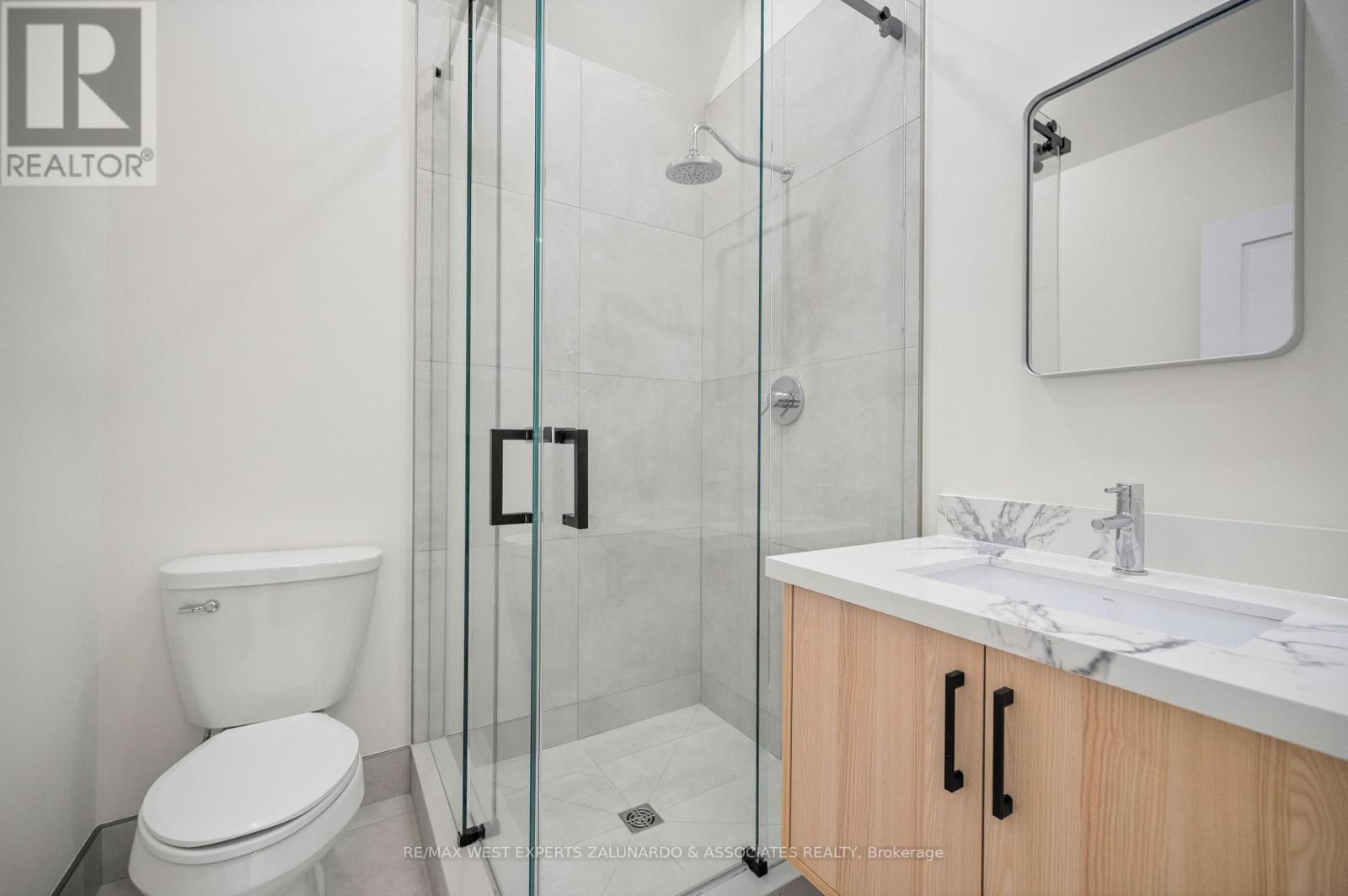 Garden Suite - 412 Glenholme Avenue, Toronto, Ontario  M6E 3E7 - Photo 29 - C13672858