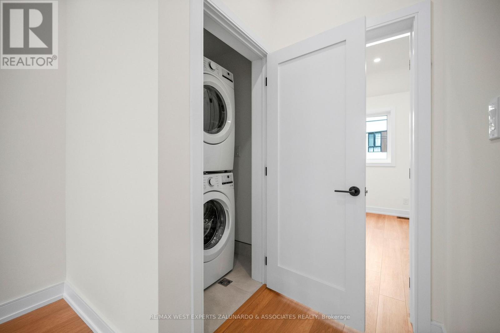 Garden Suite - 412 Glenholme Avenue, Toronto, Ontario  M6E 3E7 - Photo 31 - C13672858