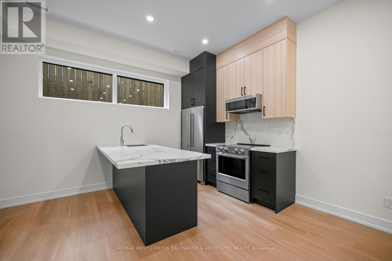 Garden Suite - 412 Glenholme Avenue, Toronto, Ontario  M6E 3E7 - Photo 7 - C13672858