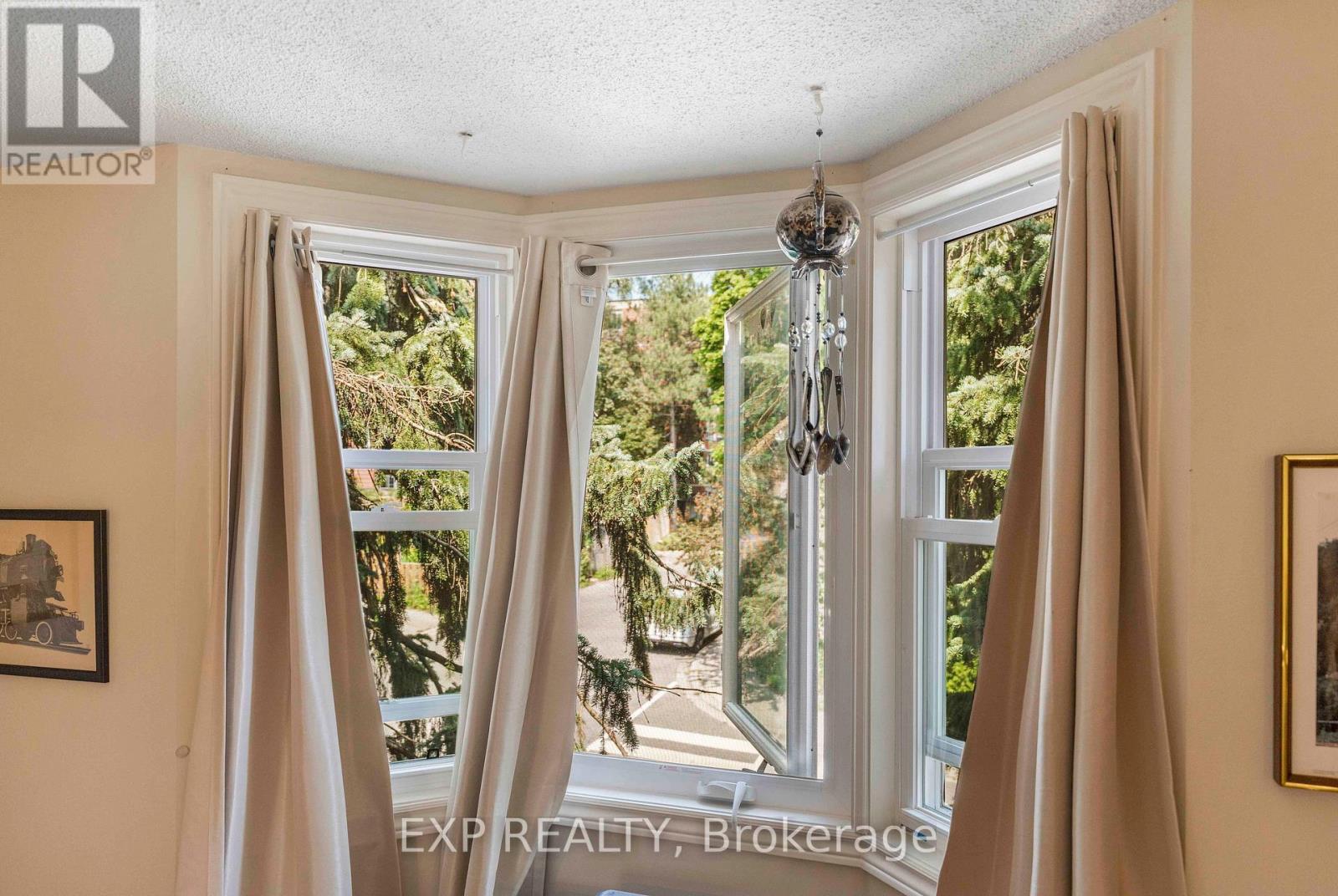 1 Quarry Court, Toronto, Ontario  M4J 5A6 - Photo 17 - E13672818