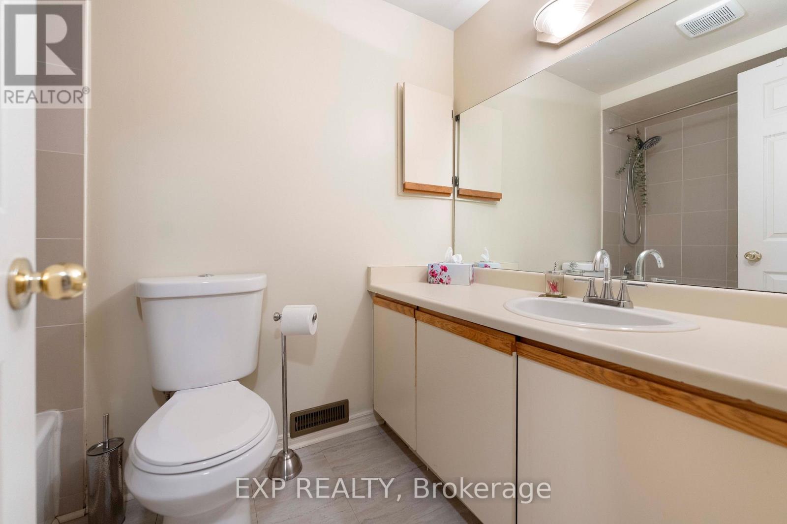 1 Quarry Court, Toronto, Ontario  M4J 5A6 - Photo 20 - E13672818