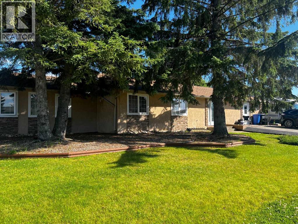 507 Hammond Dr  S, Fox Creek, Alberta  T0H 1P0 - Photo 2 - A2336180