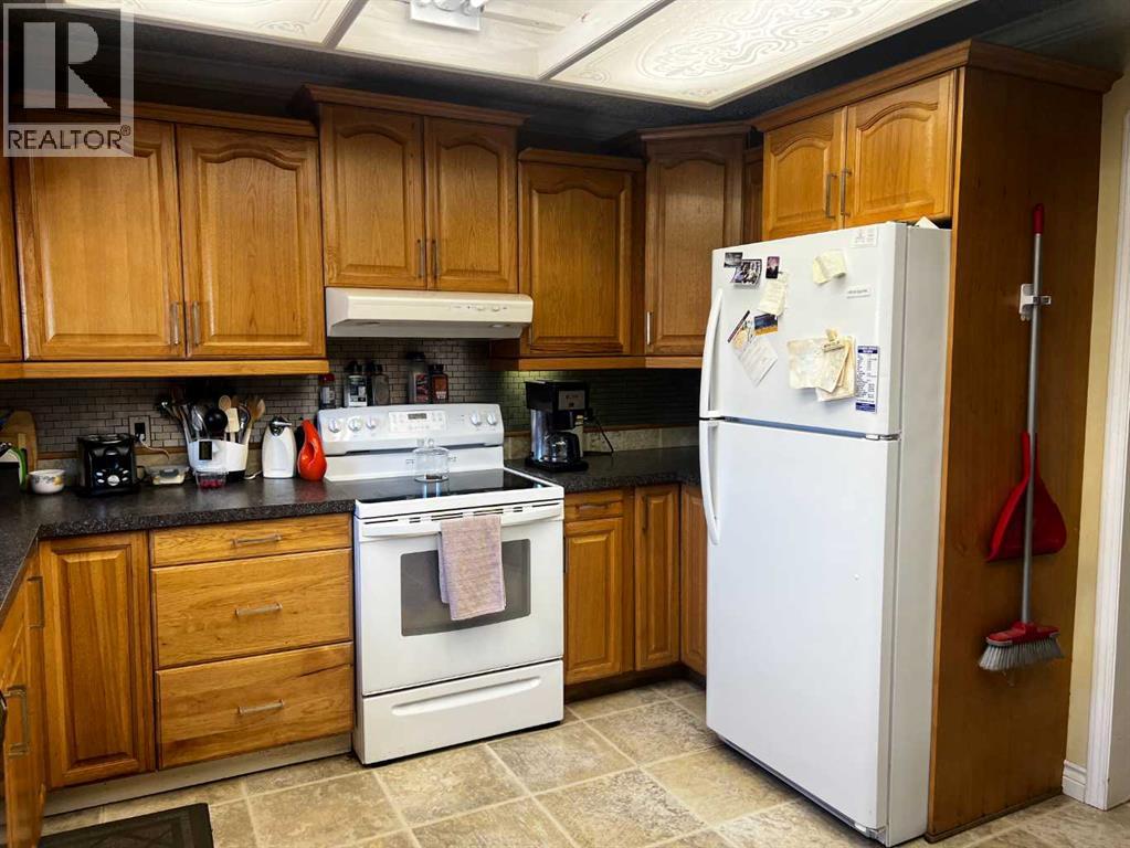 507 Hammond Dr  S, Fox Creek, Alberta  T0H 1P0 - Photo 6 - A2336180