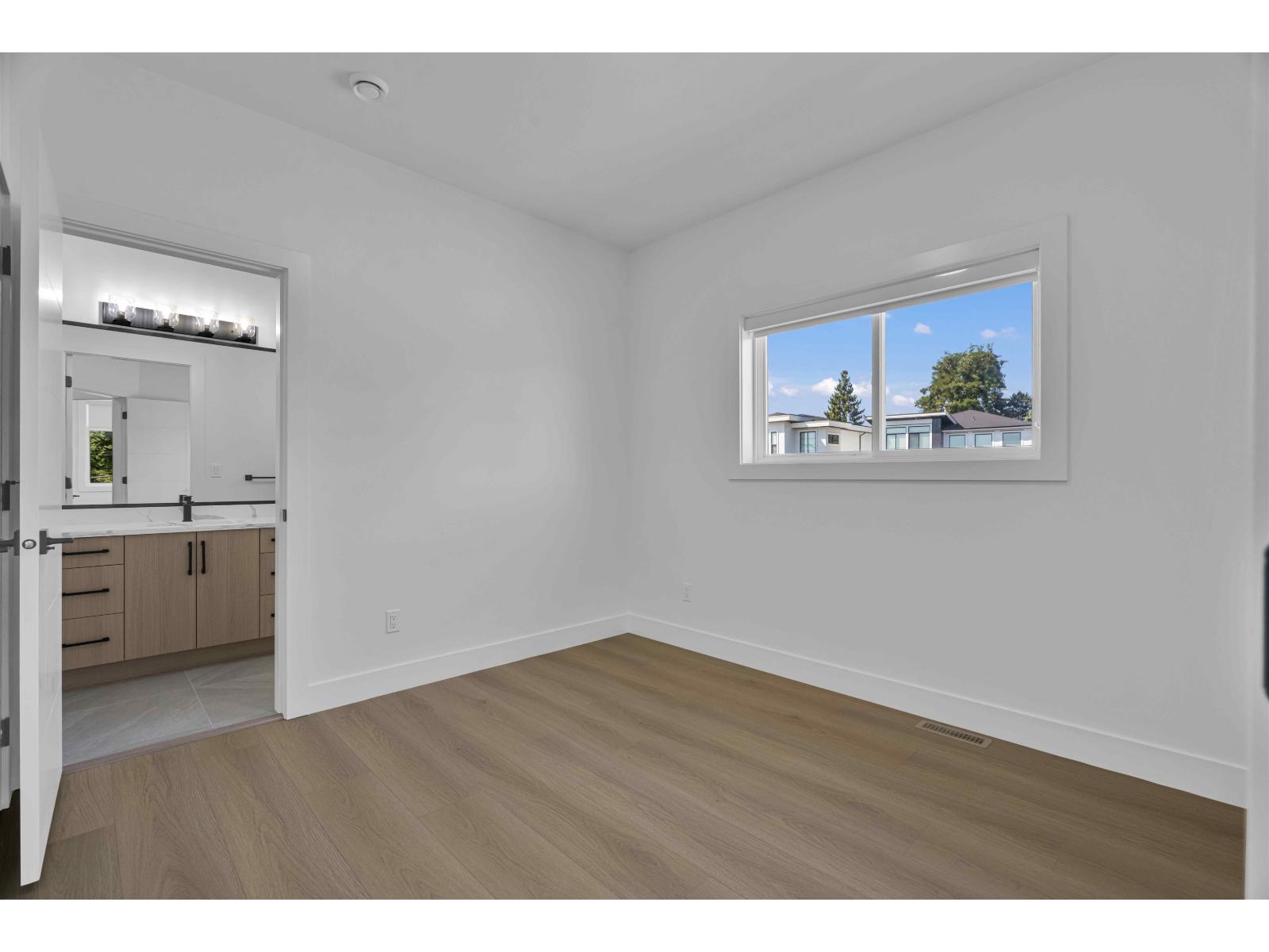 2041 168 Street, Surrey, British Columbia  V3Z 1H1 - Photo 10 - R3154137