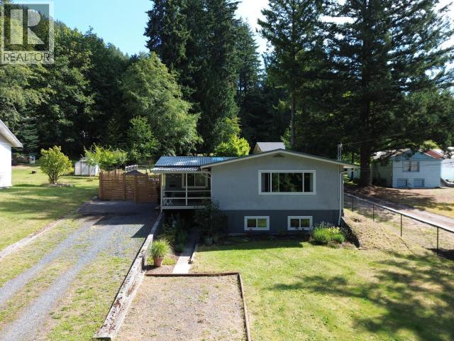 5720 Allen Ave, Powell River, British Columbia  V8A 4J3 - Photo 2 - 20134