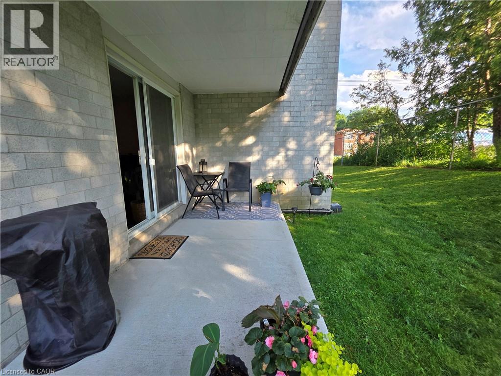 24 Mooregate Crescent Unit# 103, Kitchener, Ontario  N2M 2G1 - Photo 3 - 40848624