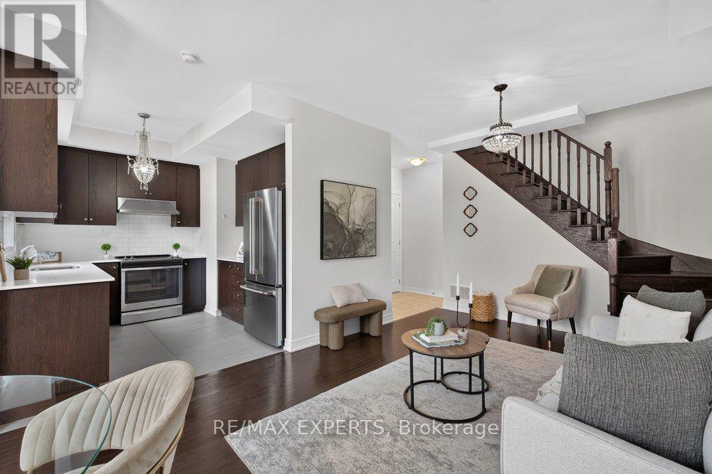 19 - 125 Kayla Crescent, Vaughan, Ontario  L6A 3P4 - Photo 4 - N13672632
