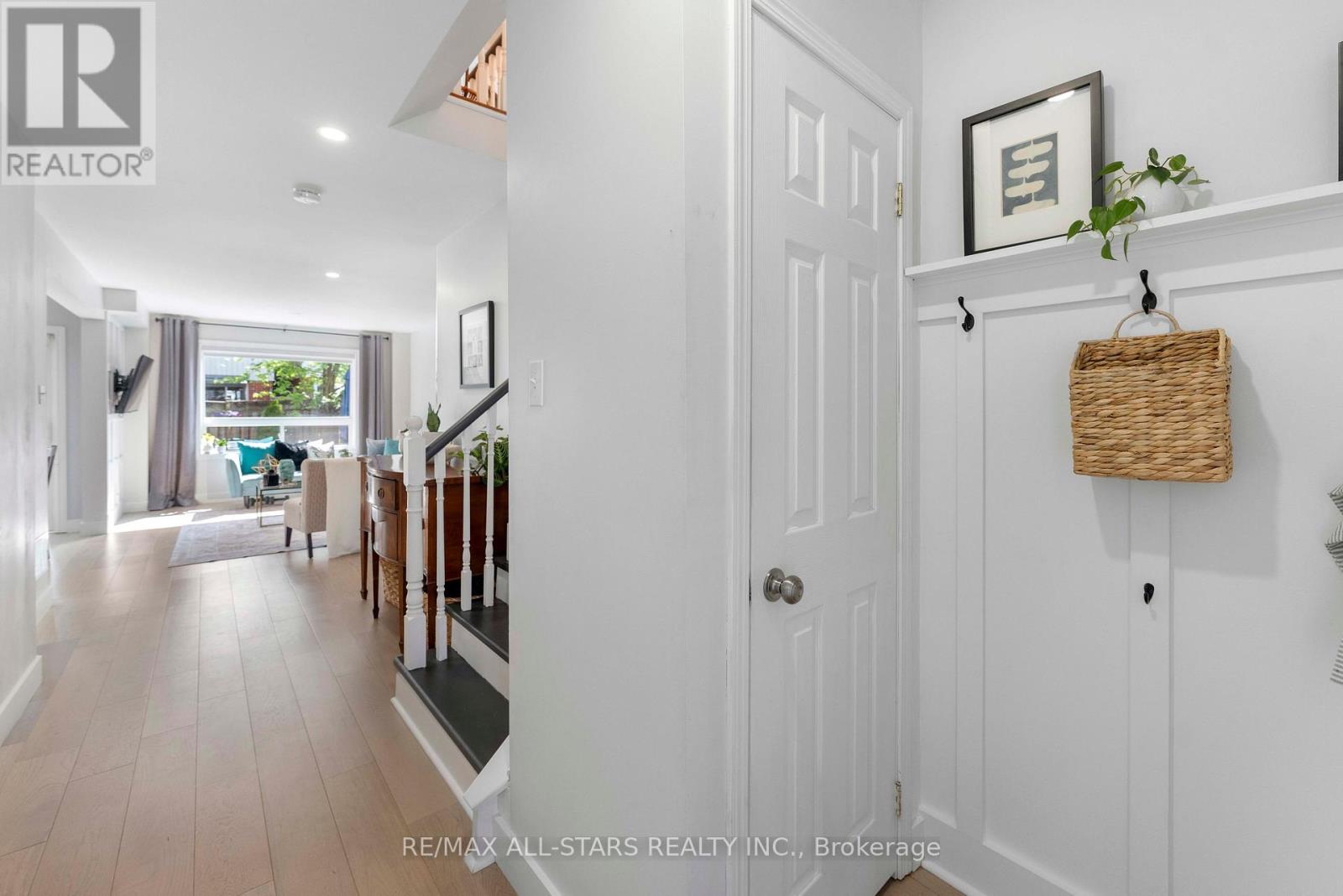 58 Margaret Graham Crescent, East Gwillimbury (Mt Albert), Ontario  L0G 1M0 - Photo 14 - N13672636